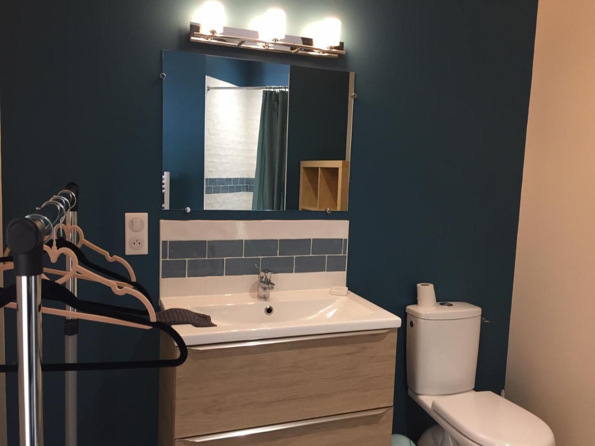 Chambre dans dépendance Maison de Ville + abri vélos Saumur Exterior foto
